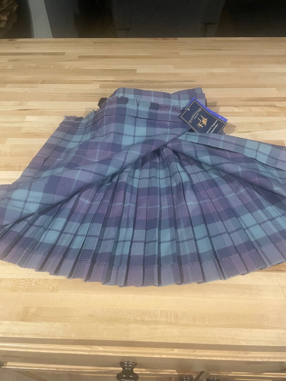 Pleated lavender and blue kilt new with tags Scotland - Picture 5 of 6